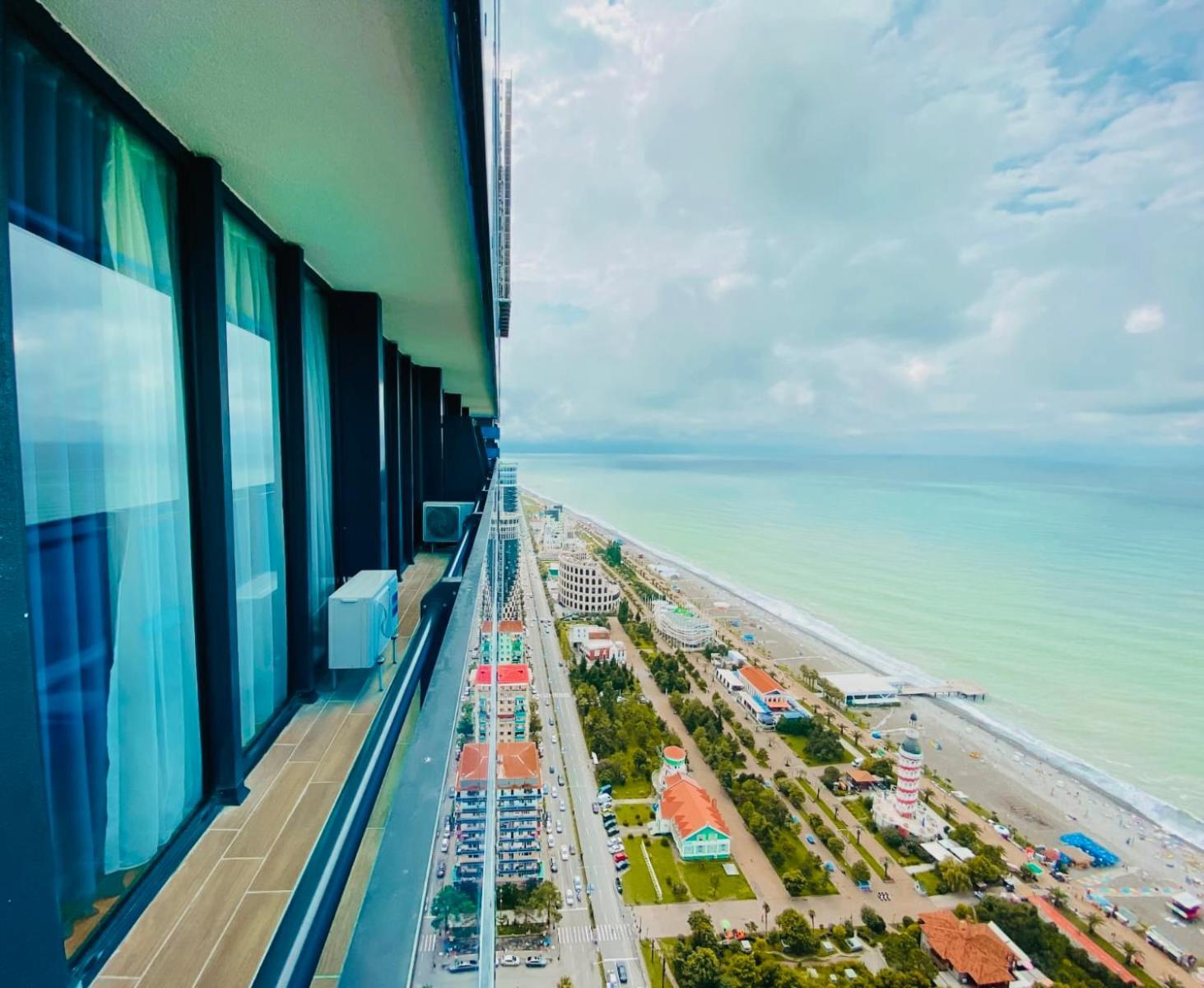 Luxury Batumi Hotel Exterior photo