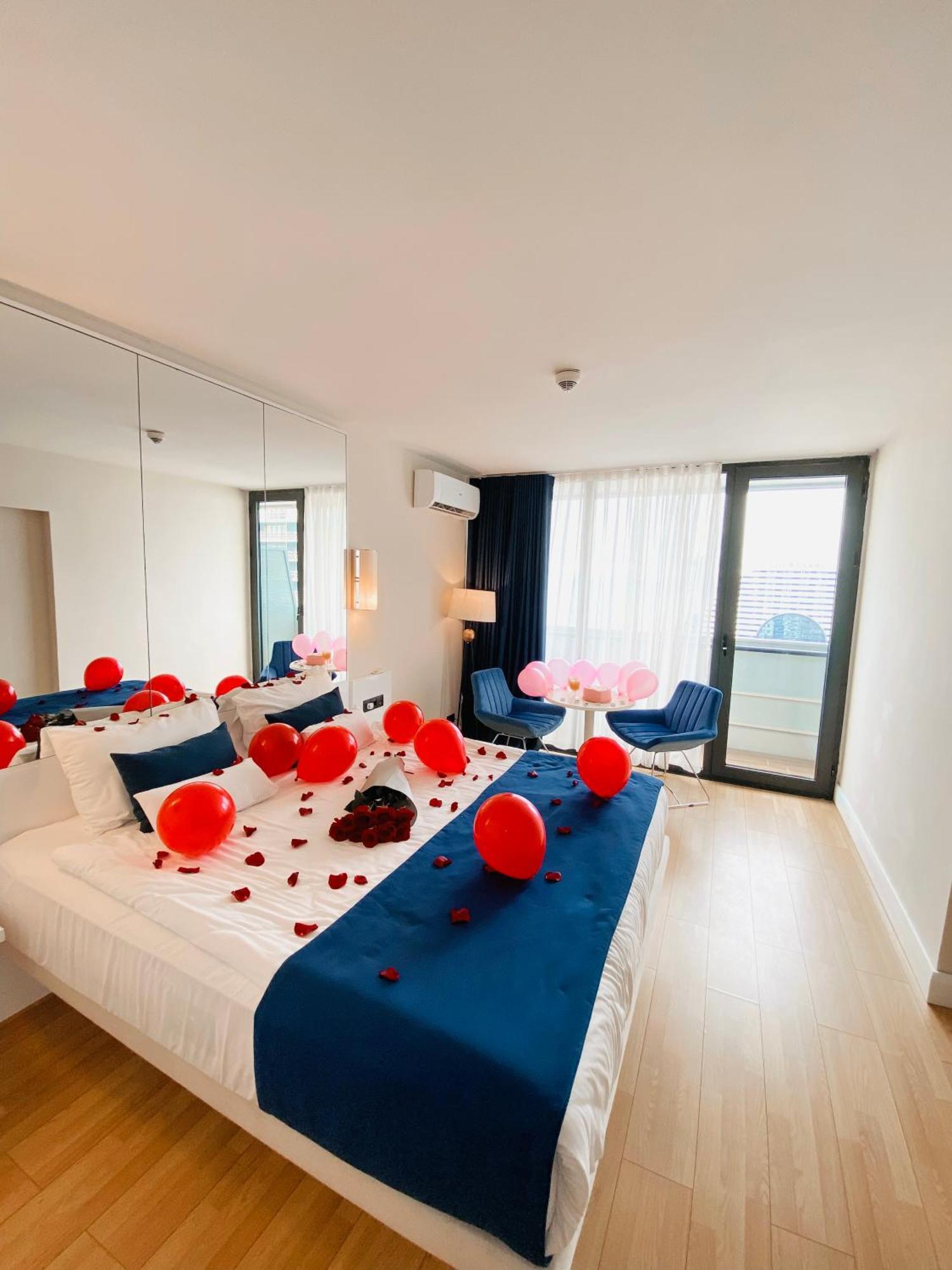 Luxury Batumi Hotel Exterior photo